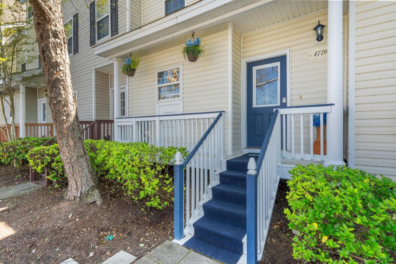 ☆Live On The Water! Lake Palmetto Palm W/ Patio - 10Min To Downtown & Beaches☆ Charleston Buitenkant foto