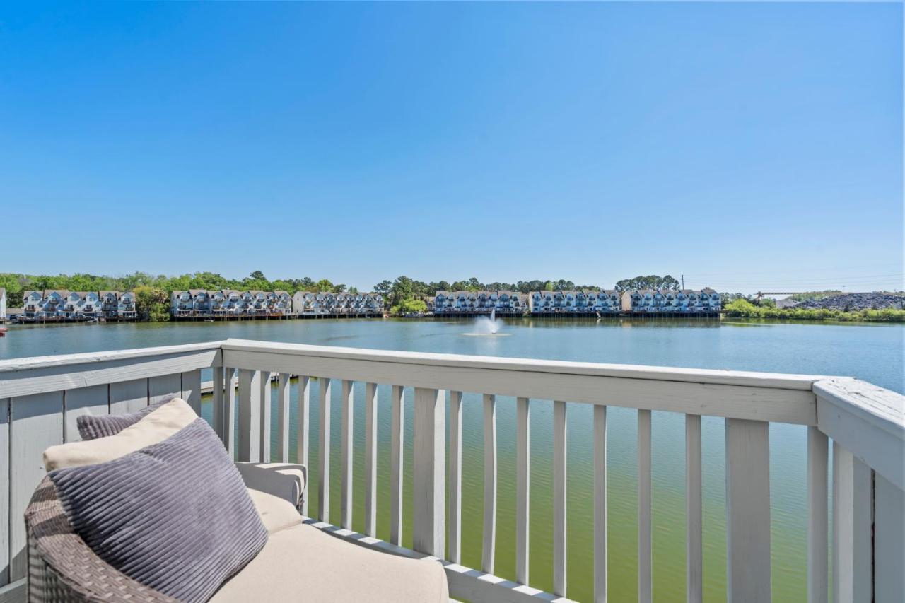 ☆Live On The Water! Lake Palmetto Palm W/ Patio - 10Min To Downtown & Beaches☆ Charleston Buitenkant foto