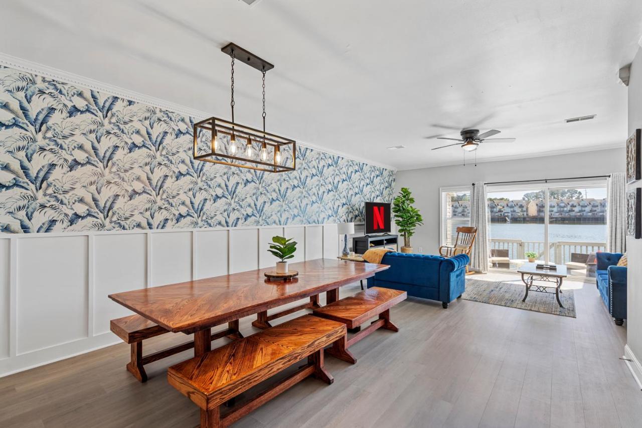 ☆Live On The Water! Lake Palmetto Palm W/ Patio - 10Min To Downtown & Beaches☆ Charleston Buitenkant foto