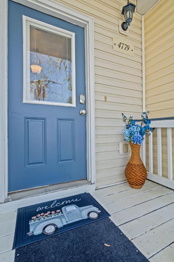 ☆Live On The Water! Lake Palmetto Palm W/ Patio - 10Min To Downtown & Beaches☆ Charleston Buitenkant foto