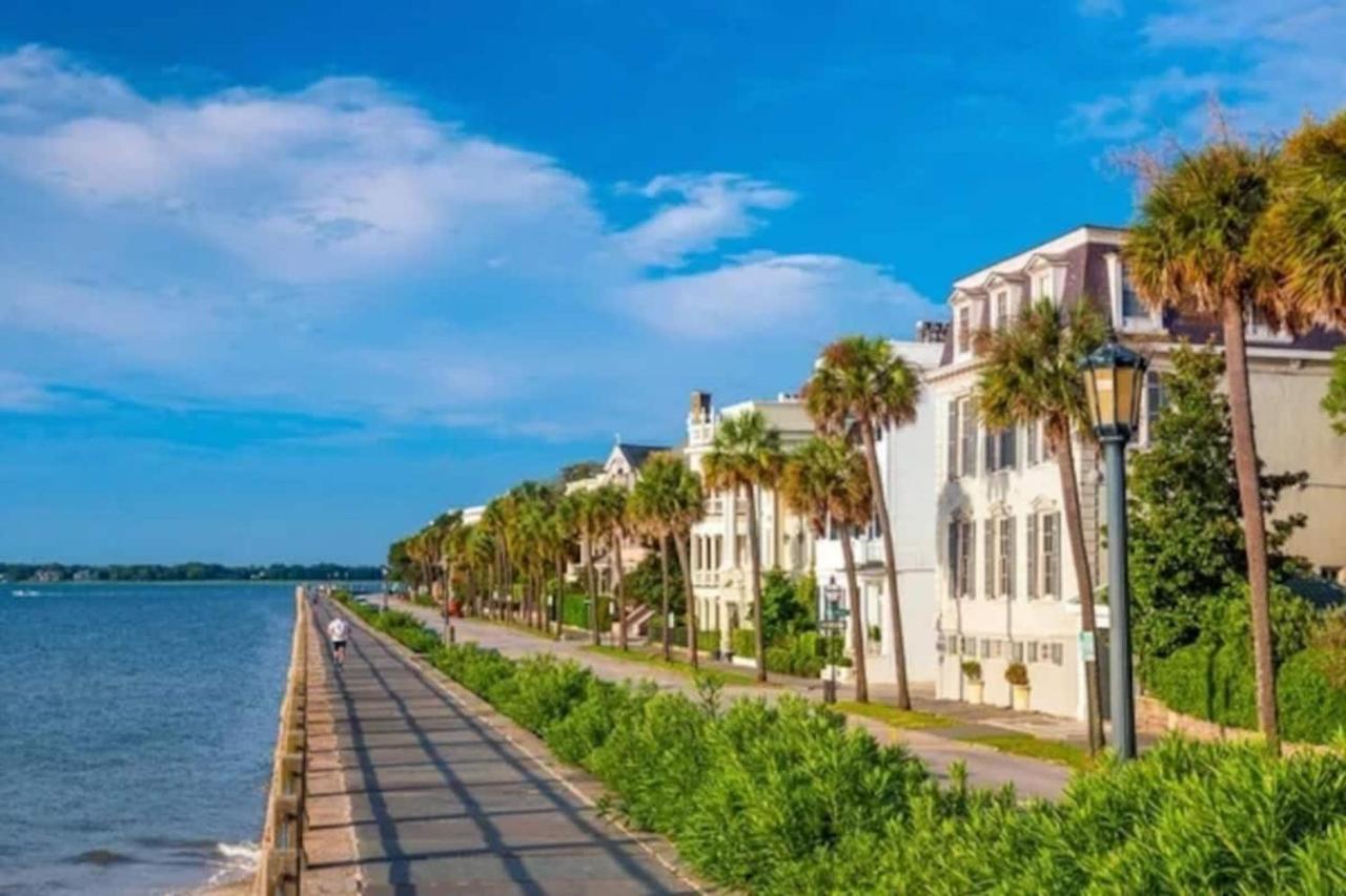 ☆Live On The Water! Lake Palmetto Palm W/ Patio - 10Min To Downtown & Beaches☆ Charleston Buitenkant foto